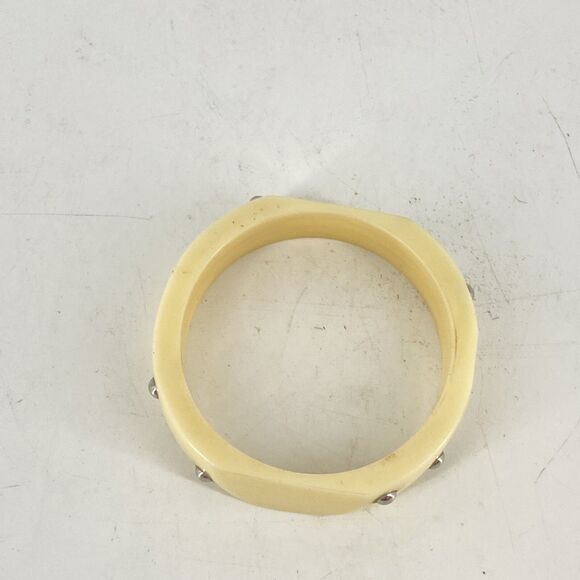 Vintage Milk Ivory Bakelite Bangle Bracelet Chrome Inlaid Studs Geometric Shape - Picture 2 of 5